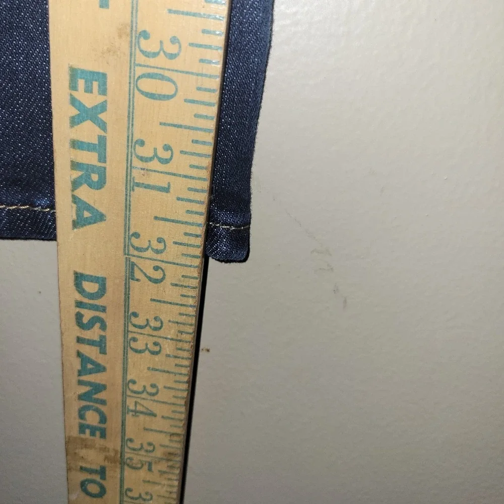 True Religion Women's Jeans Size 33 Dark Blue Denim • Made in‎ USA Classic Fit